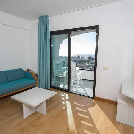 Field Apartahotel Playa del Inglés