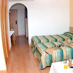 Field Aparthotel 3*