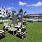 Field Apartahotel