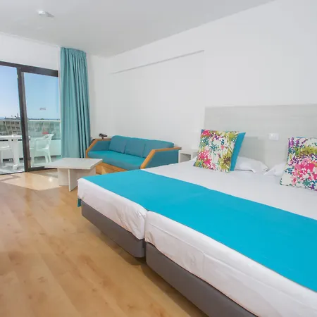 Apartmanhotel Field 3*