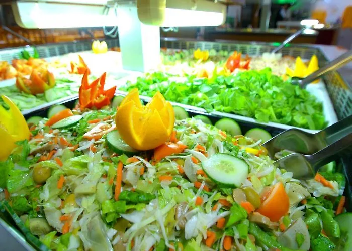 Field Apartmanhotel 3*