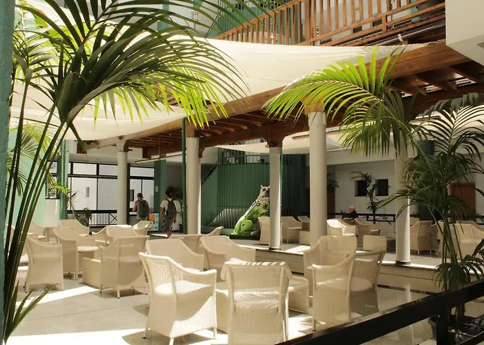 Field Apartmanhotel Playa del Inglés