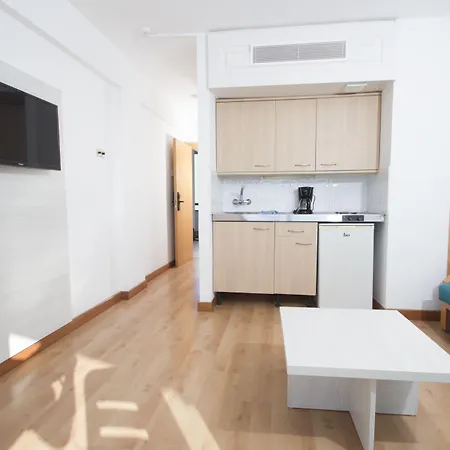 Apart-hotel Field 3*