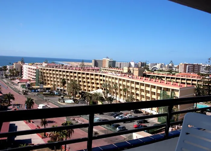 Field Lejlighedshotel